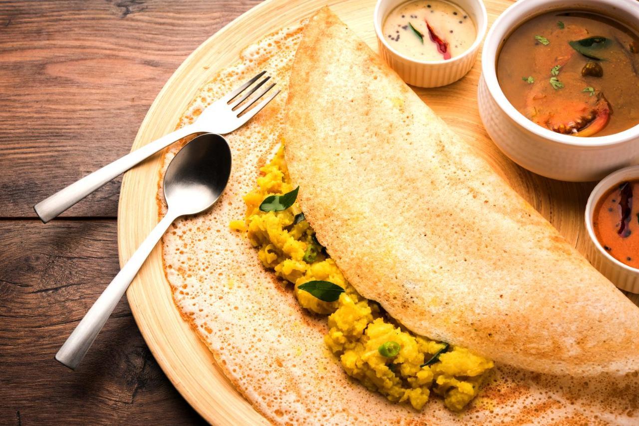 Kaveri Hotel Bed & Breakfast 迈索尔 外观 照片
