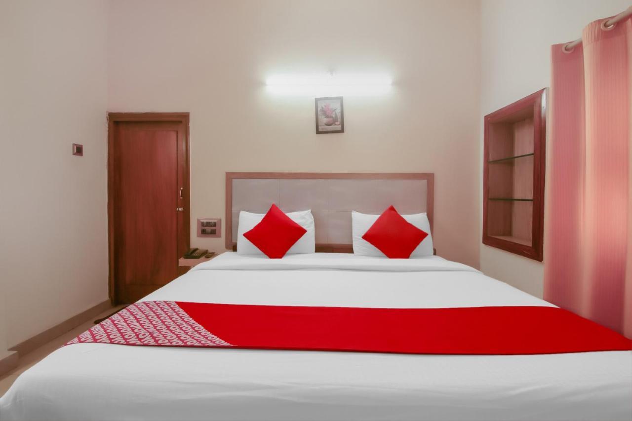Kaveri Hotel Bed & Breakfast 迈索尔 外观 照片