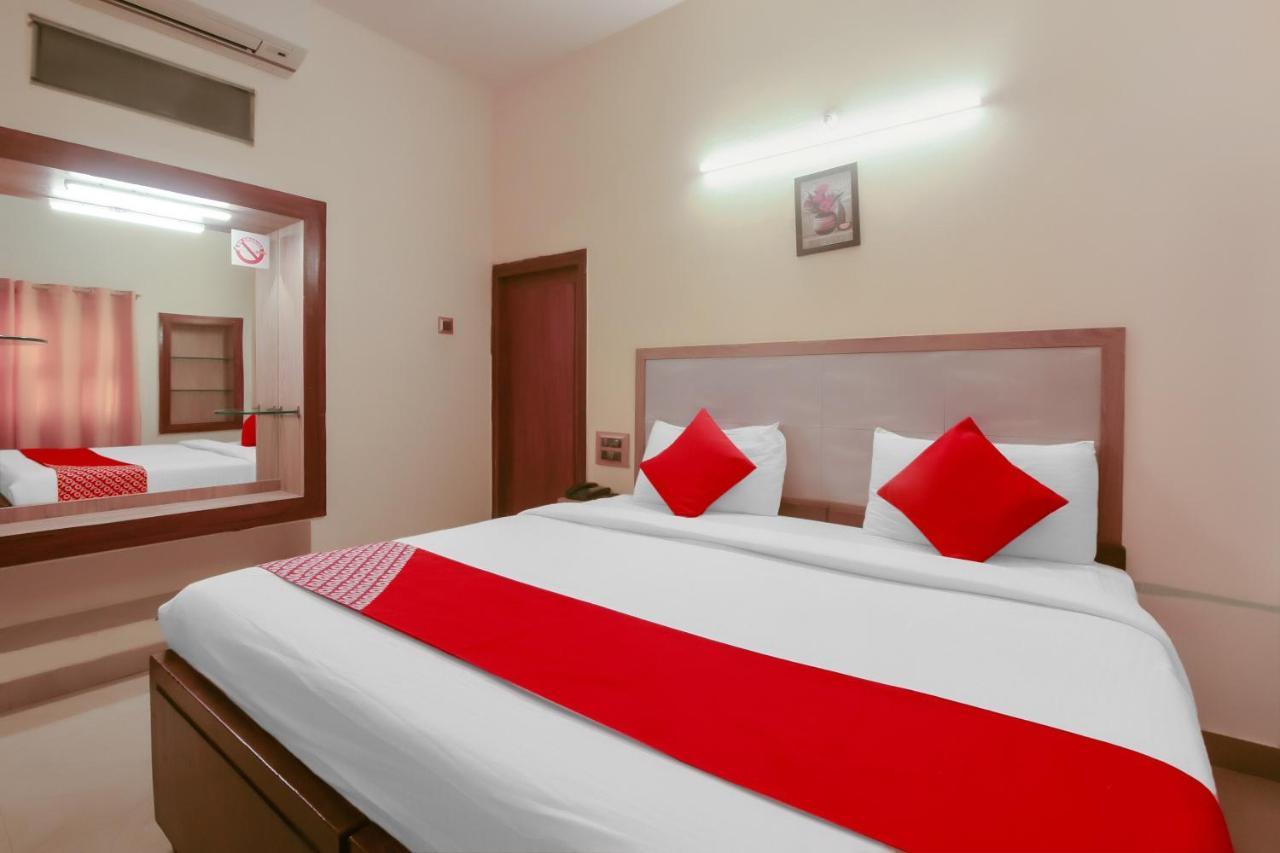 Kaveri Hotel Bed & Breakfast 迈索尔 外观 照片