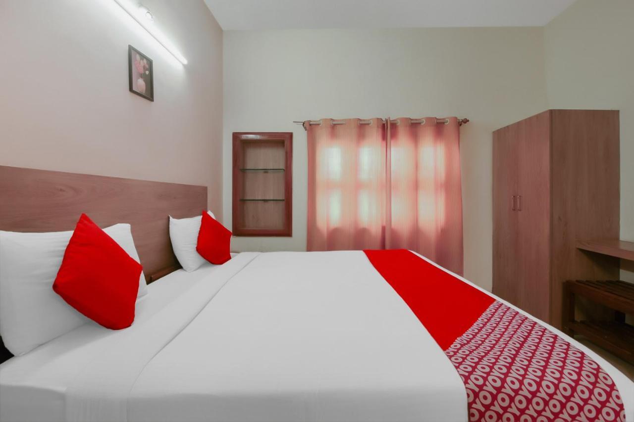 Kaveri Hotel Bed & Breakfast 迈索尔 外观 照片